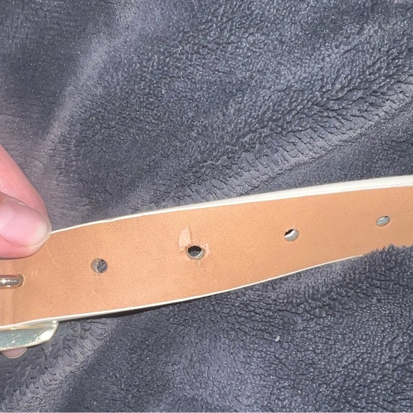 Michael Kors Women's Belt Vanilla Faux Leather Gold-Tone Buckle size m - Picture 4 of 9